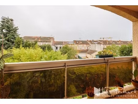 albi charmant t3 avec terrasses  garage et cave  au calme  proche gare et faculté.