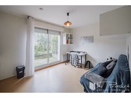 exclusivité - charmant studio meublé avec jardinet et parking privatif  quartier bellevue