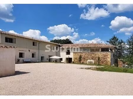 propriété avec gîte