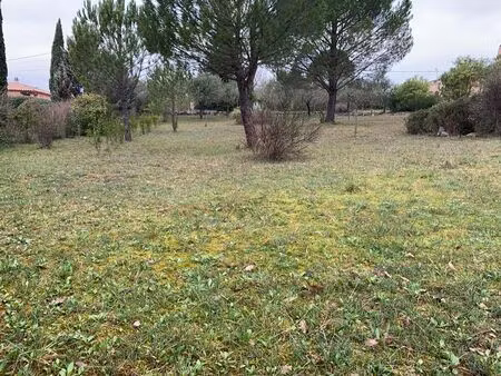 vente terrain neuf 920m2 brignoles - 149000 € - surface privée