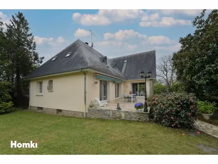 vente maison à mayenne (53100) : à vendre / 257m² mayenne