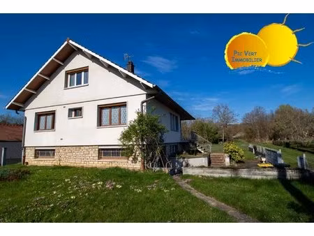 maison traditionnelle 5 chambres avec grand terrain