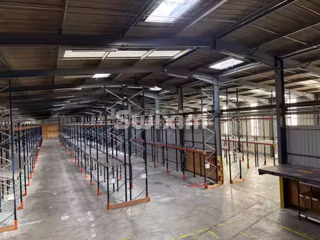 vente entrepôt 10 pièces