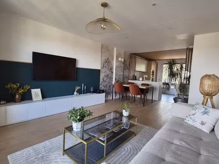 très bel appartement t3 de 72 51 m2 avec une vue magnifique
