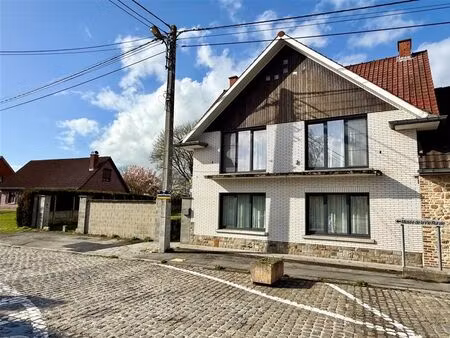 maison à vendre à rue de l'eglise 1 huissignies (vbe01582)
