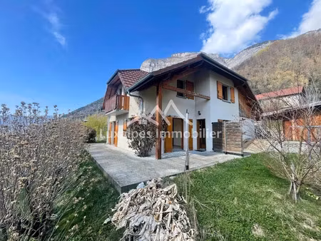 vente maison 4 pièces 108.46 m² à la balme-de-thuy (74230)  490 000 €