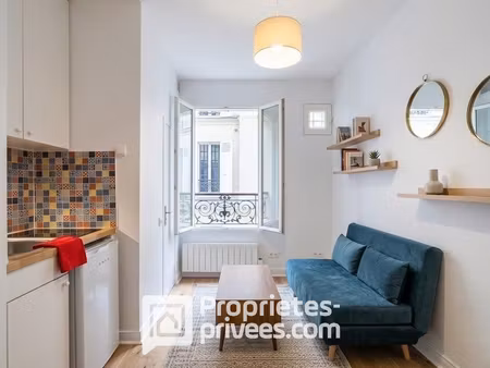 quartier des abbesses - studio - 11.55 m2