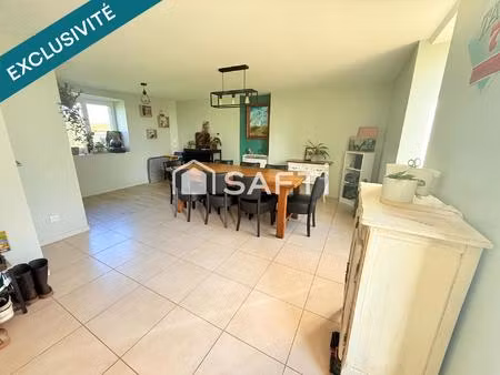 magnifique longere de 124 m2 environ + seconde partie de 110 m2 a finir de renover