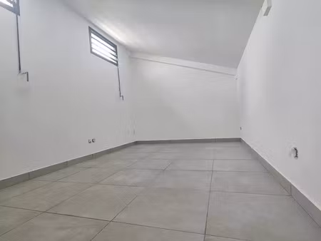 location appartement 5 pièces 104 m² à saint-andré (97440)