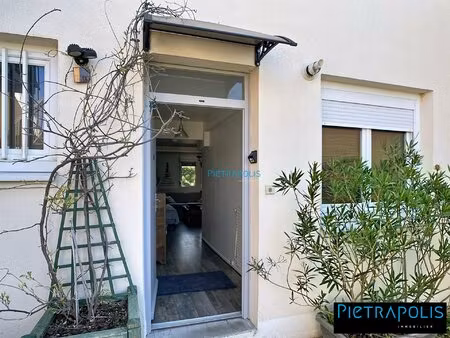 grand t2 avec jardinet