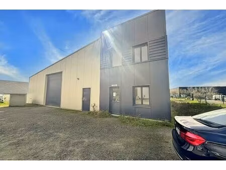 achat : local commercial (37500)