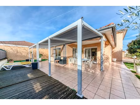 vente maison 5 pièces 133 m² à saint-priest (69800)  545 000 €