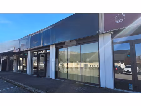 local professionnel bail à céder à proximité d'annecy (74)