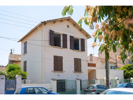 a vendre appartement t3 dernier étage 61m2 au calme absolu à
