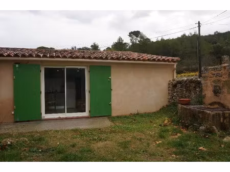 vente appartement 2 pièces 21.87 m² à châteauvert (83670)  50 000 €