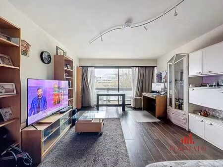 magnifique studio avec terrasse  piscine  sauna & parking !