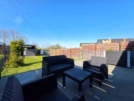 appartement 2ch avec terrasse  jardin et parking