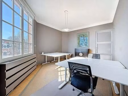 bien professionnel à louer à woluwe-saint-pierre € 750 (lmhc1) - bx home expert immo | zim
