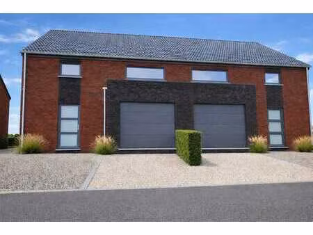 maison neuve peb a+ avec vue + cuisine et peintures