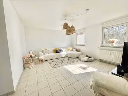 appartement 1 chambre  dressing et bureau + parking +garage