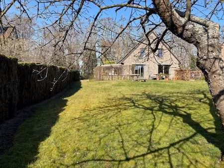 maison 3 chambres avec jardin et garage !!