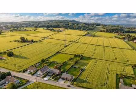 maison moderne avec vue dégagée et confort contemporain