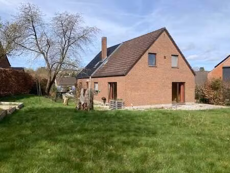 jolie villa 4 ch dans un quartier residentiel