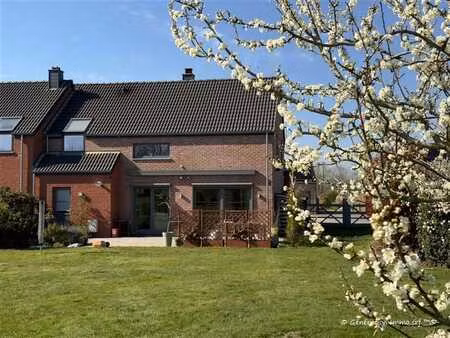 3 chambres avec jardin d’exception et finitions soignées