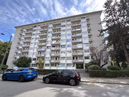 val duchesse : lumineux 2 chambres terrasse peb c+