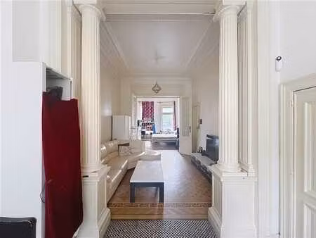 appartement 1 chambre avec jardin et studio