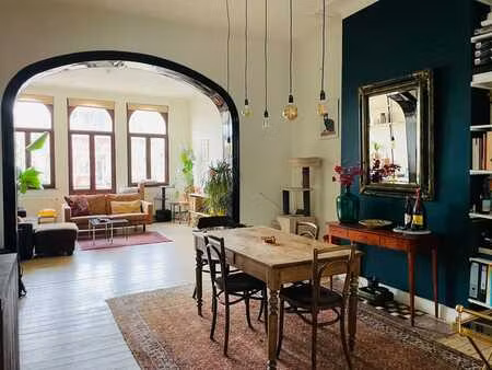 appartement lumineux près de thurn & taxis