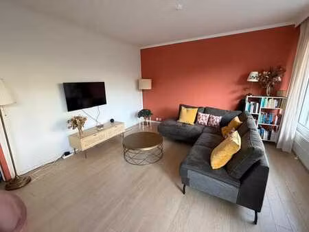 appartement 65m2  1 ch à uccle avec balcon  lumineux