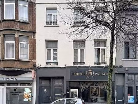 immeuble de rapport rez-de-chaussée commercial et 3 logement