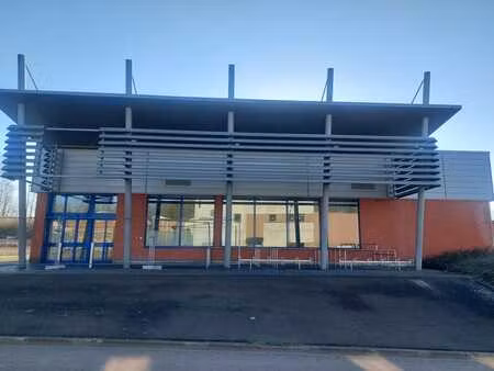 local commercial à vendre à la calamine