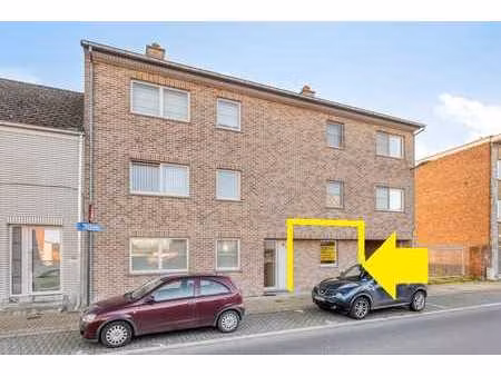 nabij centrum instapklaar gelijkvloersappartement met terras