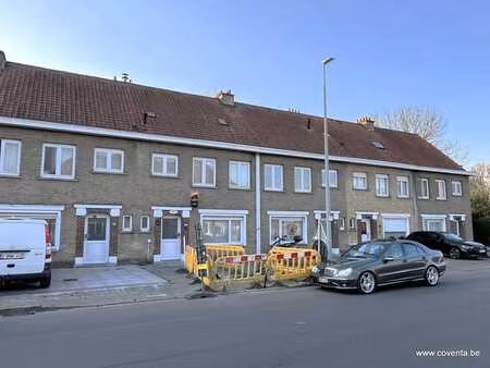 maison prête à emménager avec 3 chambres et un jardin ens...
