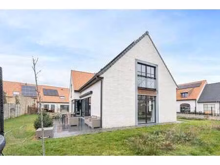 villa prête à emménager avec 5 chambres à vendre à vinkem!