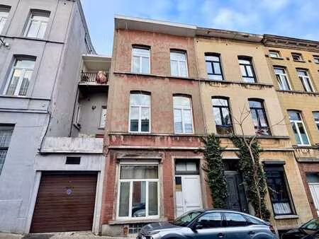 maison bifamiliale - actuellement 4 studios