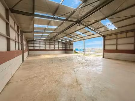 hangar de stockage 200 m2 ou 400 m2