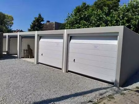 parking/boxe de garage