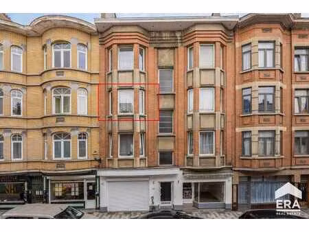 jette : app une chambre a proximite de la place du miroir