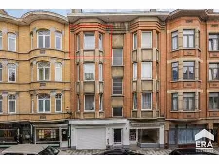 jette : app une chambre a proximite de la place du miroir