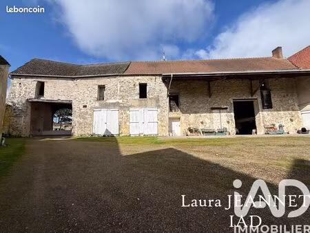 immeuble 140 m² courdimanche