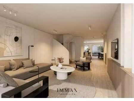 penthouse rénové d'une superficie exceptionnelle (209 m²) av