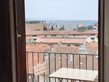 grand studio tout équipé avec terrasse vue imprenable