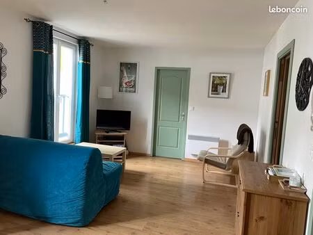 t2bis meublé ax les thermes pour saison été 2026