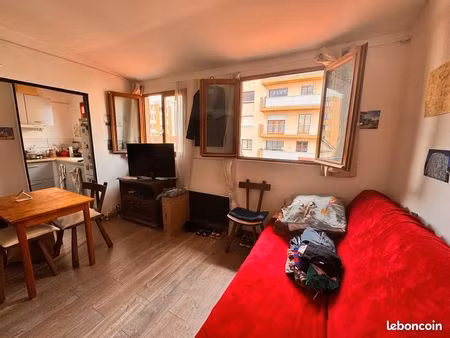 marseille 6ème appartement studio lumineux