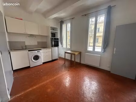 loue t2 meublé aix centre 25 m2
