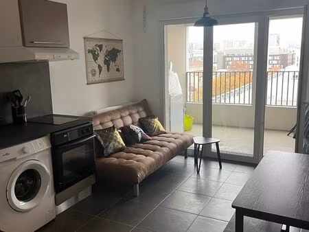 meublé et équipé neuf joliette proche cma cgm - terrasses du port – silo – très belle vue 