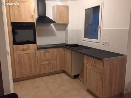 part loue maison t4 sans jardin pont de crau